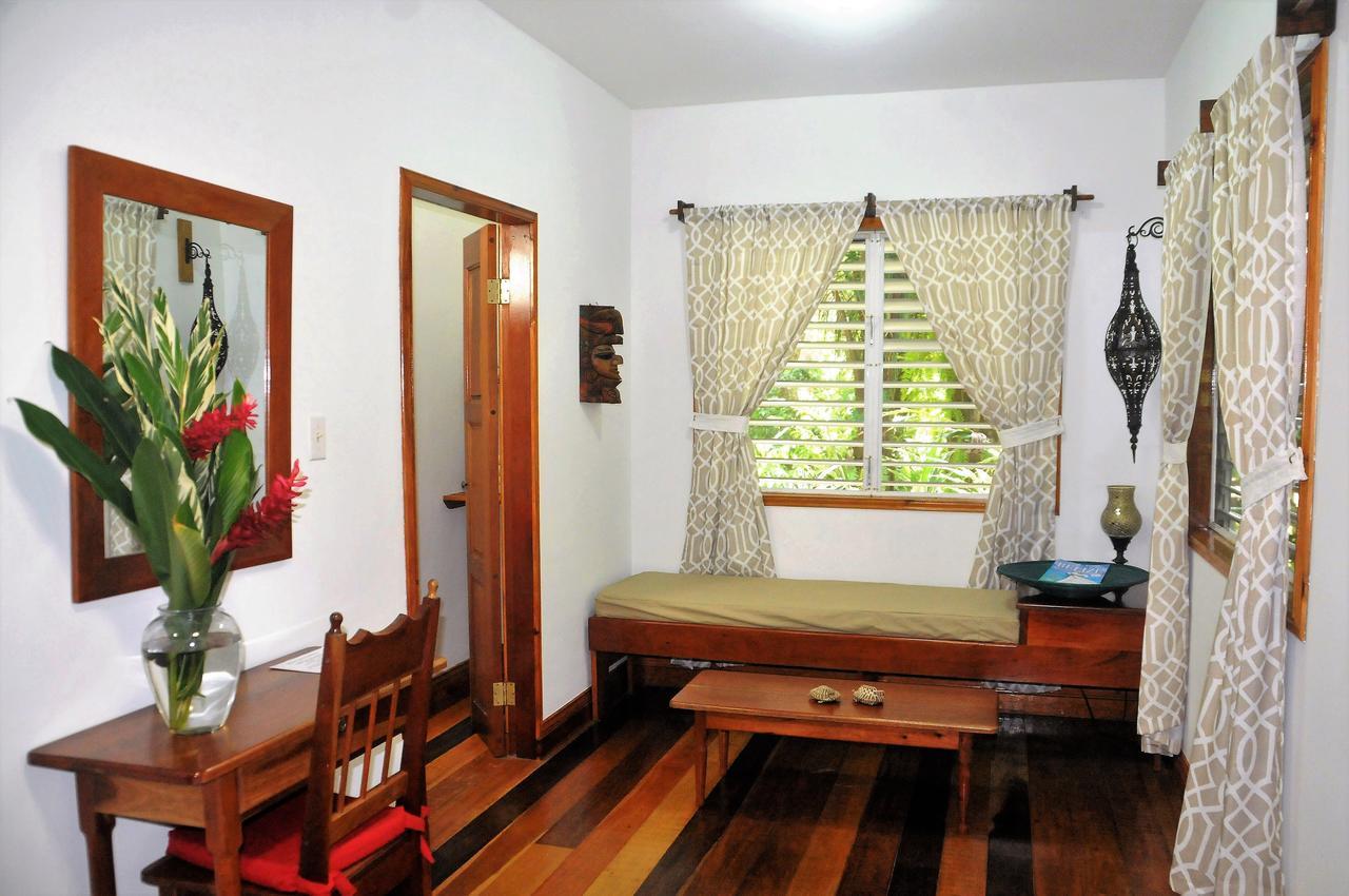 Hickatee Cottages, Belize, Central America Punta Gorda Exterior foto